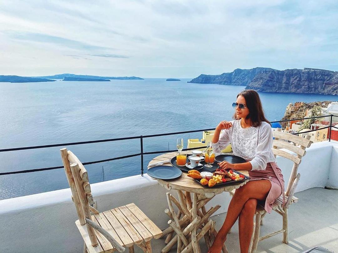 Kaleidoscope Oia Suites Extérieur photo